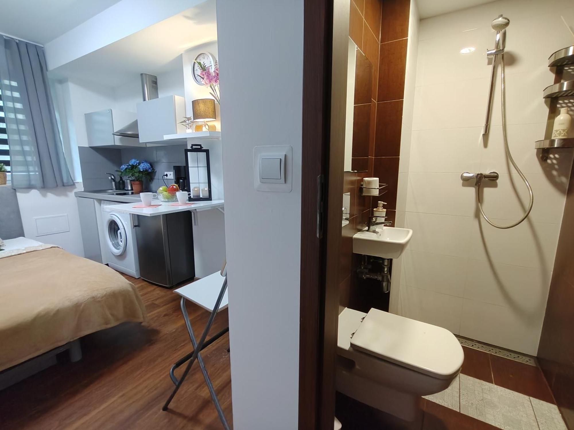Hollidays Centrum Apartments Varsovie Extérieur photo
