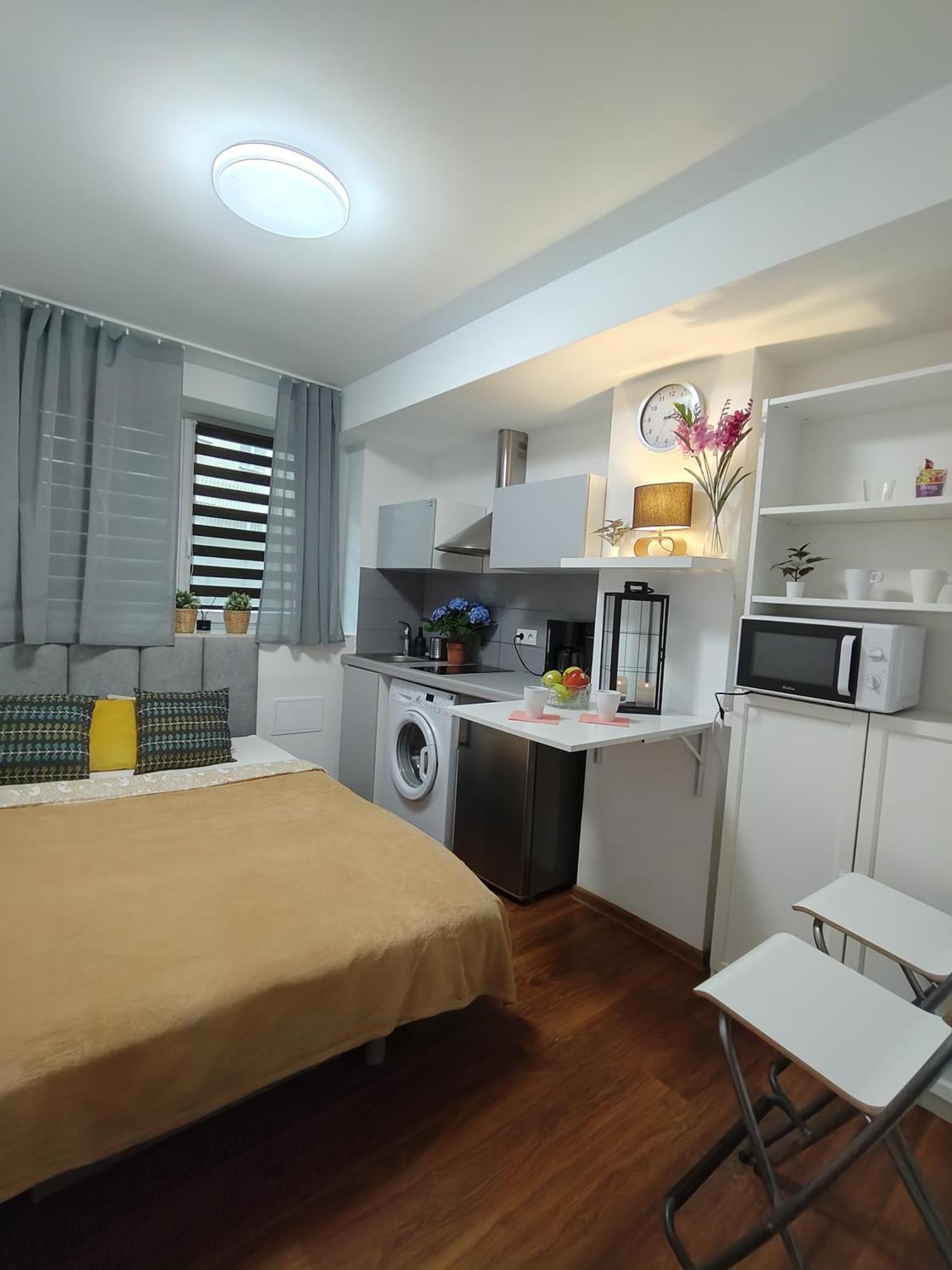 Hollidays Centrum Apartments Varsovie Extérieur photo